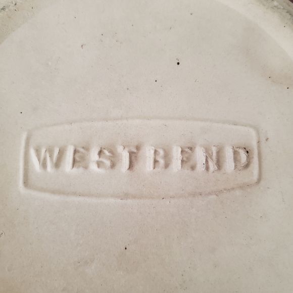 Vintage West Bend Bean Pot Stoneware Crock 2L With Lid - Picture 6 of 6